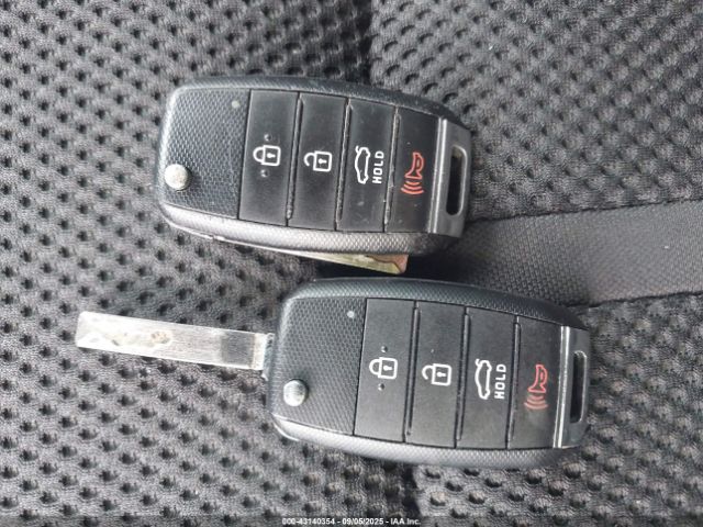 2019 KIA OPTIMA 5XXGT4L37KG337544 Photo 10