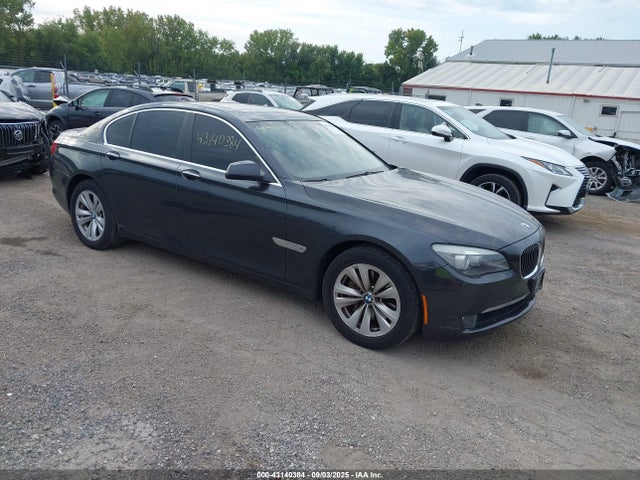2011 BMW 740I WBAKA4C51BC613151