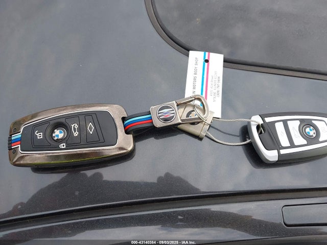 2011 BMW 740I WBAKA4C51BC613151 Photo 10