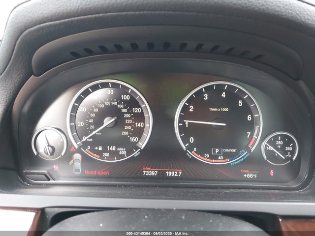 2011 BMW 740I WBAKA4C51BC613151 Photo 6