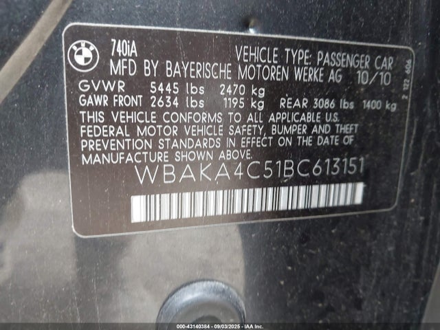 2011 BMW 740I WBAKA4C51BC613151 Photo 8