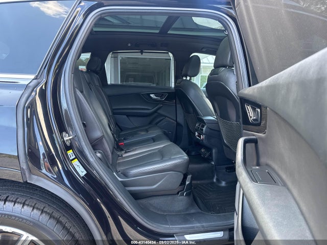 2017 AUDI Q7 WA1LAAF70HD025967 Photo 7
