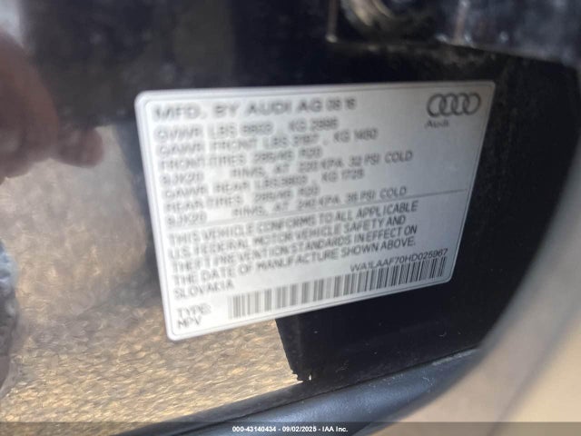 2017 AUDI Q7 WA1LAAF70HD025967 Photo 8