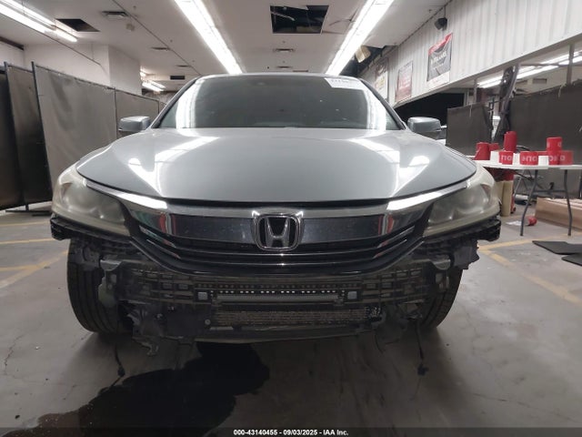 1HGCR2F97GA221962 Honda k24w1