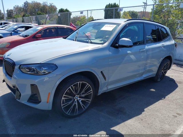 BMW 2023 2023 5UX43DP02P9R73083 Image 2
