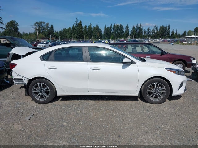 3KPF24AD9RE808171 KIA mpi nu