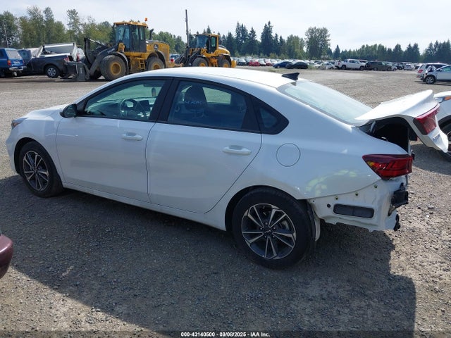 3KPF24AD9RE808171 KIA mpi nu