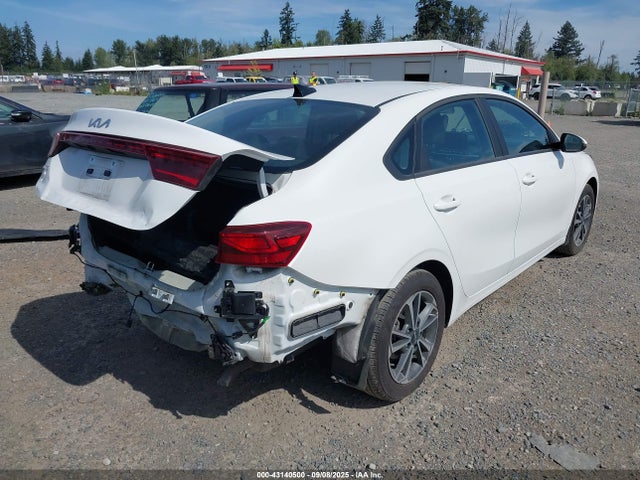 3KPF24AD9RE808171 KIA mpi nu