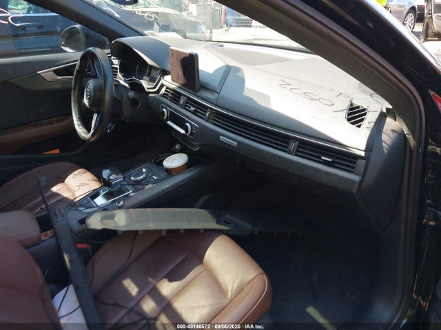 2017 AUDI A4 WAUANAF44HN055326 Photo 4