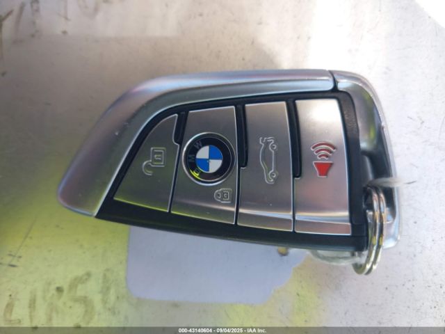 2018 BMW 740E WBA7J2C59JB246241 Photo 10