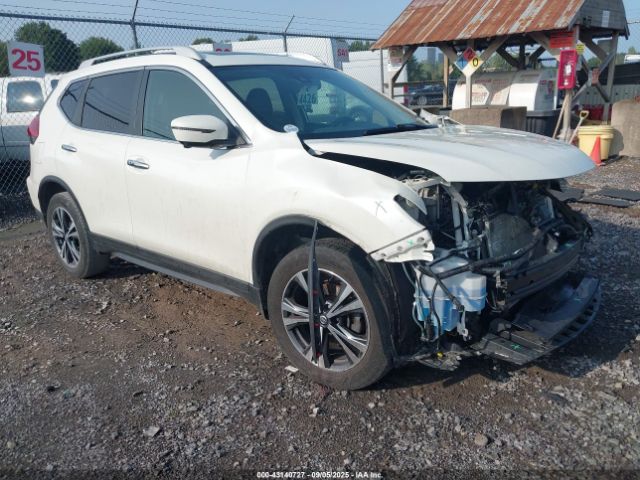 2017 AUDI A4 WAULNAF48HN043611