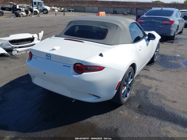 Mazda pe 2021 JM1NDAD75M0453897 Image 4
