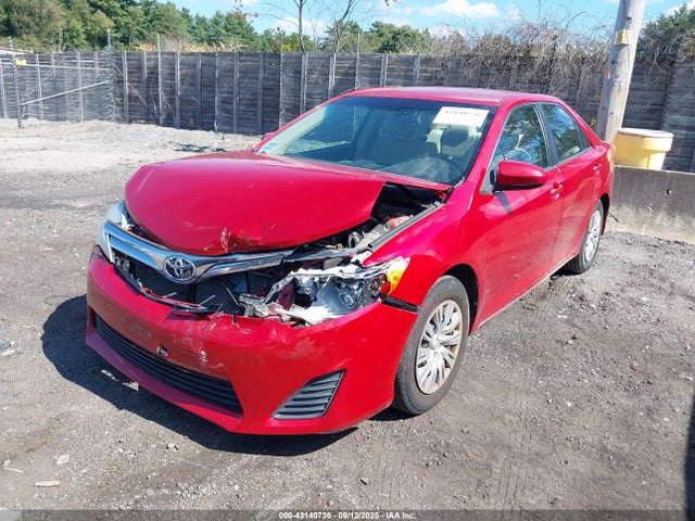 Toyota 2ar-fe 2014 4T4BF1FK2ER440566 Image 2