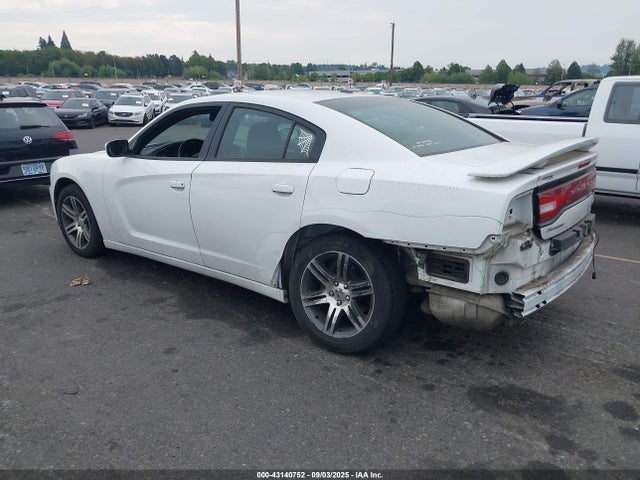 2C3CDXHG7EH324985 Dodge Charger Sxt