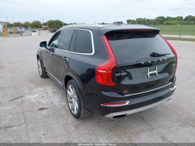 2018 VOLVO XC90 YV4A22PL2J1376038 Photo 2