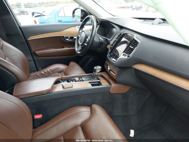 2018 VOLVO XC90 YV4A22PL2J1376038 Photo 4