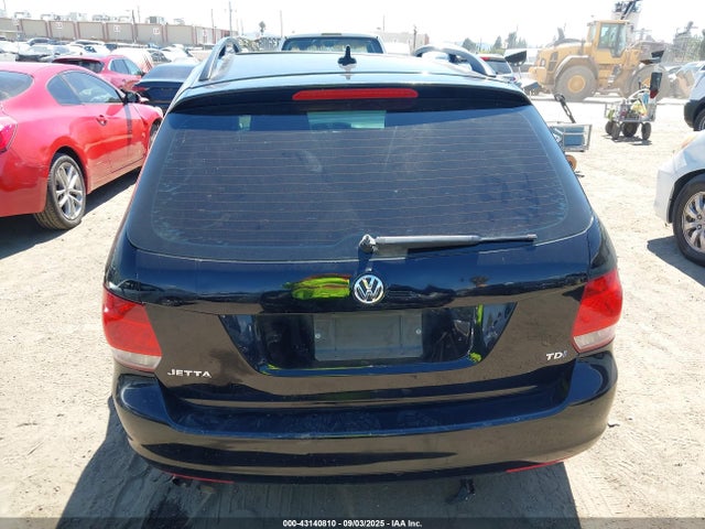 3VWPL7AJ4EM608904 Volkswagen 2014