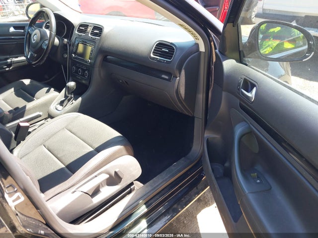 3VWPL7AJ4EM608904 Volkswagen 2014