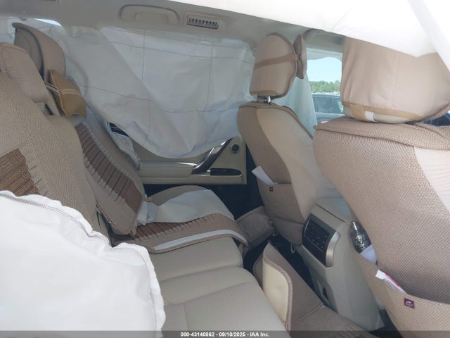 Lexus 1ur-fe 2023 JTJAM7BX5P5347717 Image 8