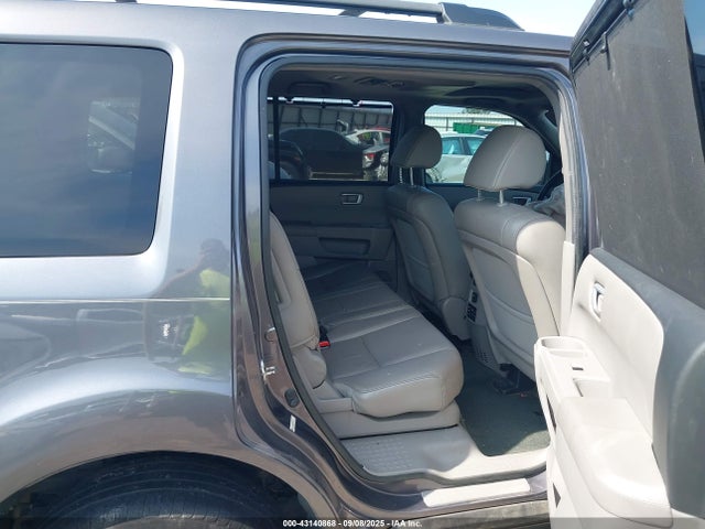Honda j35z4 2014 5FNYF3H9XEB010341 Image 8