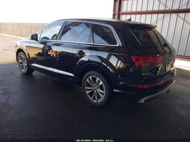 2019 AUDI Q7 WA1AHAF73KD036133 Photo 2