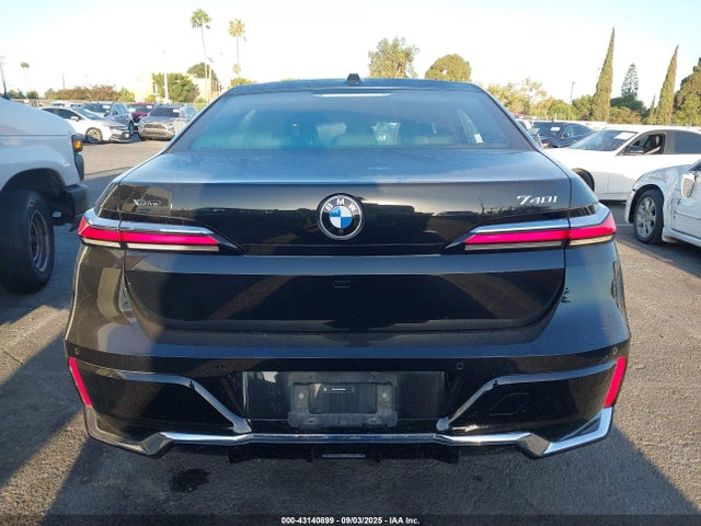 BMW 740I 2024 WBA33EH04RCS09403 Image 17