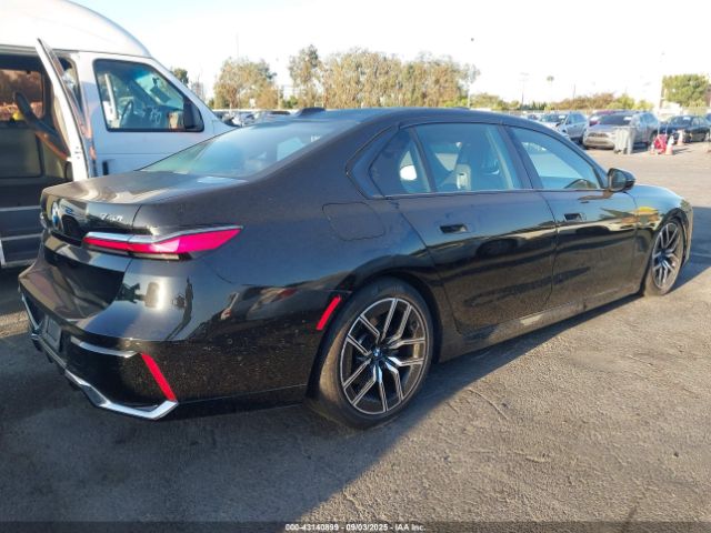 2024 BMW 740 WBA33EH04RCS09403 Photo 3