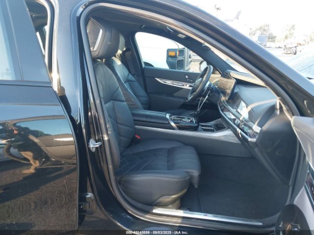 2024 BMW 740 WBA33EH04RCS09403 Photo 4