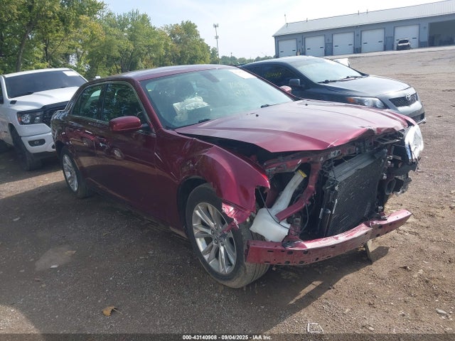 2019 CHRYSLER 300 2C3CCAAG5KH639354