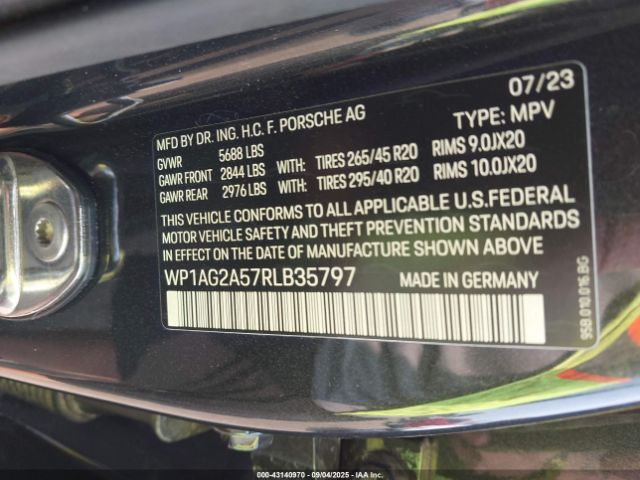 2024 PORSCHE MACAN WP1AG2A57RLB35797 Photo 8