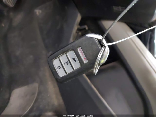 3CZRU5H5XHM701687 Honda HR-V EX