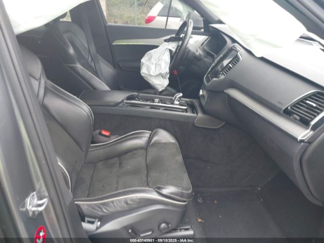 2016 VOLVO XC90 HYBRID YV4BC0PM8G1054902 Photo 4