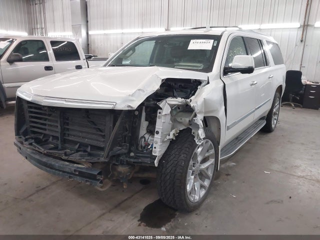 2017 CADILLAC ESCALADE ESV 1GYS4HKJ3HR345686 Photo 1