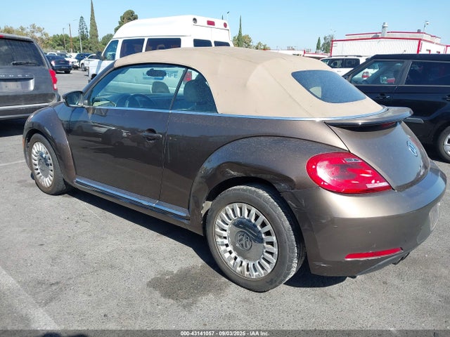 3VW517AT1FM802189 Volkswagen Beetle
