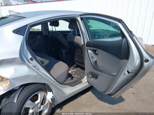 KMHDH4AE6EU058198 Hyundai ELANTRA SE