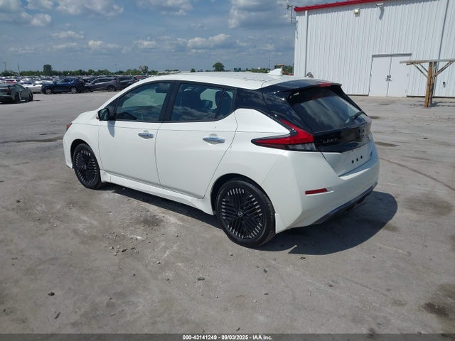 2023 NISSAN LEAF 1N4CZ1CV9PC563403 Photo 2