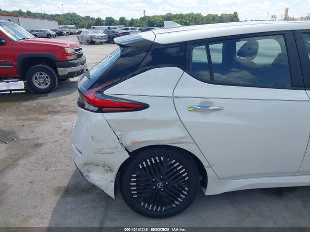 2023 NISSAN LEAF 1N4CZ1CV9PC563403 Photo 5