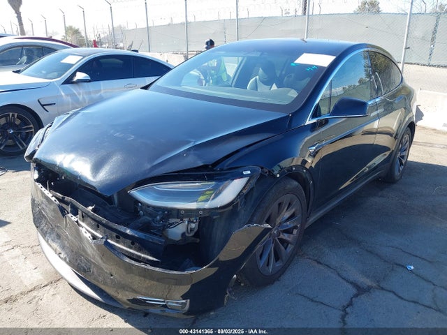 2017 TESLA MODEL X 5YJXCDE24HF056768 Photo 1