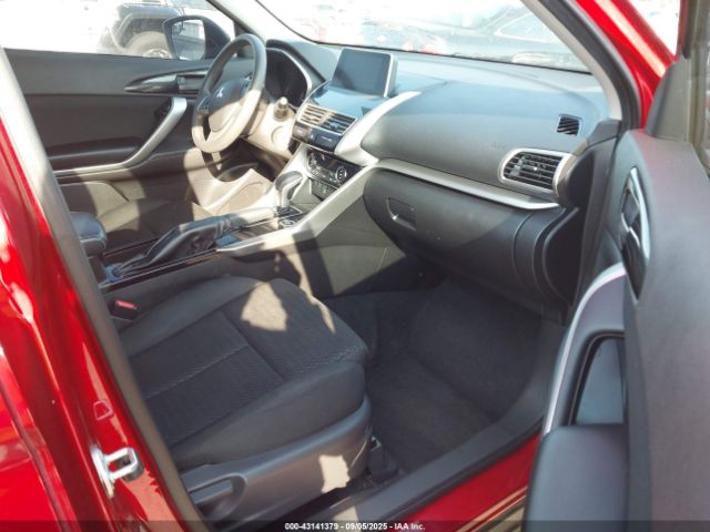 2018 MITSUBISHI ECLIPSE CROSS JA4AT4AA1JZ042601 Photo 4