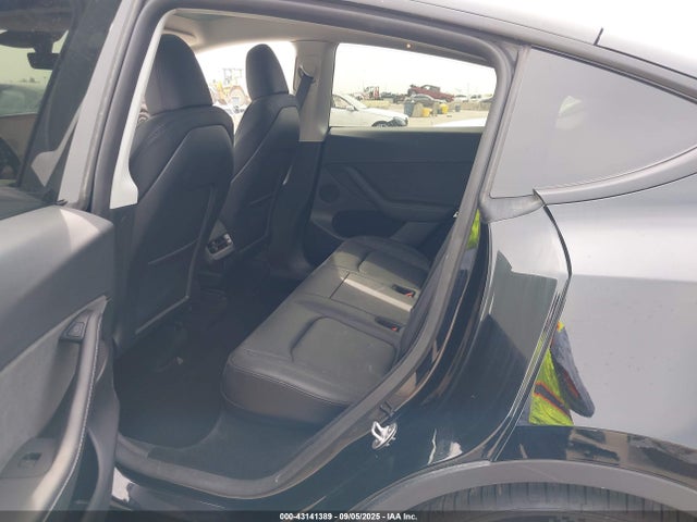 2023 TESLA MODEL Y 7SAYGDEF4PF831065 Photo 7