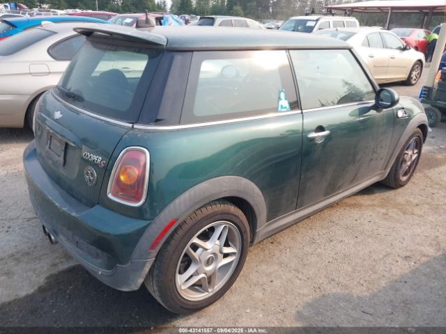2007 MINI COOPER S WMWMF735X7TL92572 Photo 3
