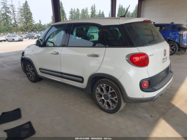 2014 FIAT 500L ZFBCFADH9EZ007598 Photo 2