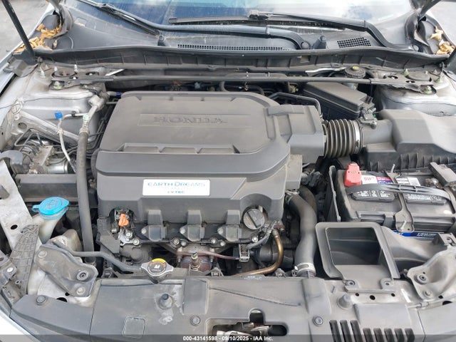 1HGCR3F86HA015580 Honda j35y1
