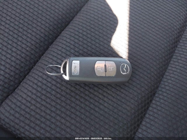 Mazda py 2016 JM3KE4CY7G0732873 Image 11