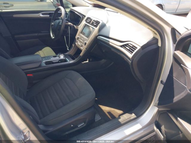 2019 FORD FUSION HYBRID 3FA6P0LU8KR242435 Photo 4