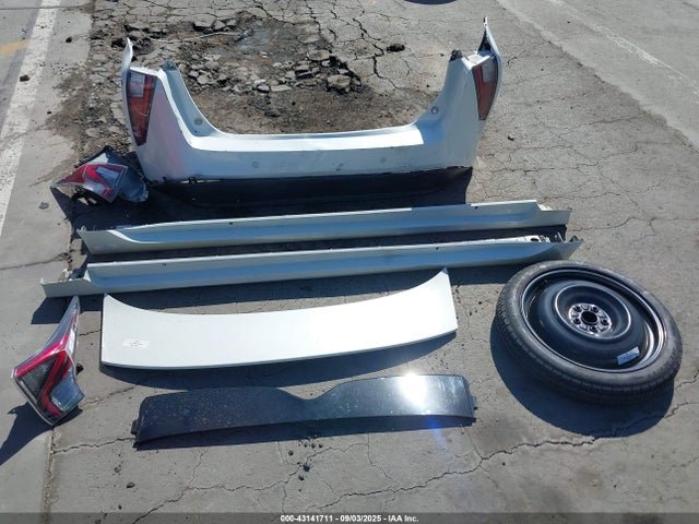 JTDKARFU8J3054456 Toyota 2zr-fxe,1nm