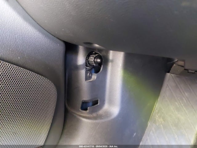 2013 AUDI A4 WAUFFAFL3DN018742 Photo 9