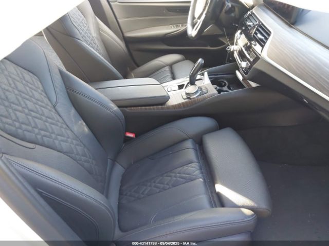 2021 BMW 540I WBA73BJ09MWX25421 Photo 4