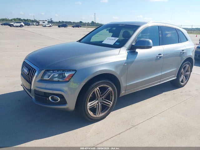 2011 AUDI Q5 WA1WKAFP3BA033211 Photo 1