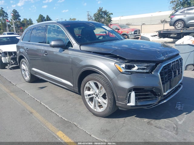 2021 AUDI Q7 WA1LJAF71MD037555 Photo 0